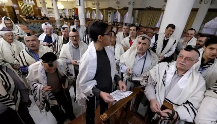 Perkembangan Yahudi dalam Iran, Jadi Salah Satu Komunitas Agama Tertua yang digunakan Masih Bertahan Hingga Saat Ini adalah