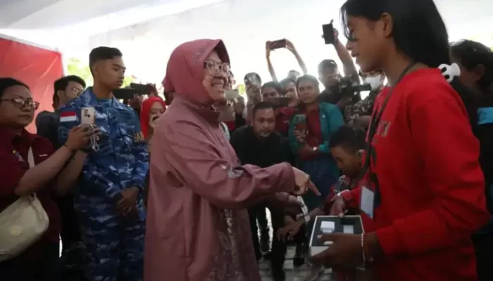 Bakti Sosial di dalam Sumba Timur, Mensos Risma Dorong Warga Tingkatkan Kepedulian