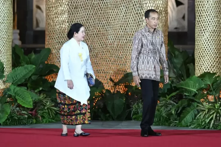 Kenakan Kain Endek pada waktu Berkumpul Jokowi, Nitizen Sanjung Sikap Politik Puan