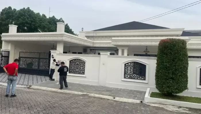 KPK Sita Rumah Mewah Kepala Daerah Labuhanbatu dalam Medan Senilai Rp5,5 Miliar