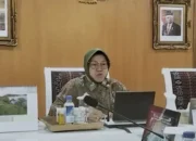 Risma Ingatkan Pendamping Tak Berhak Usulkan Nama Penerima Bansos