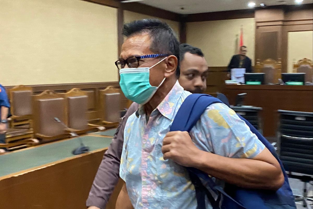 Soetikno Soedarjo dituntut 6 tahun penjara di dalam tindakan hukum pengadaan pesawat