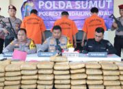 Polres Mandailing Natal tangkap tiga kurir 110 kilogram ganja