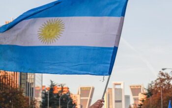 Daftar Terbaru Negara yang tersebut dimaksud Masuk Jurang Resesi: Ada Argentina