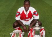 Mantan penyerang Arsenal Kevin Campbell meninggal bola