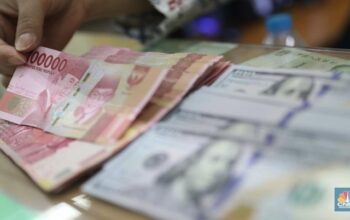 Pantas Orang Doyan Simpan Dolar pada Singapura, Bunganya 2 Kali Lipat RI