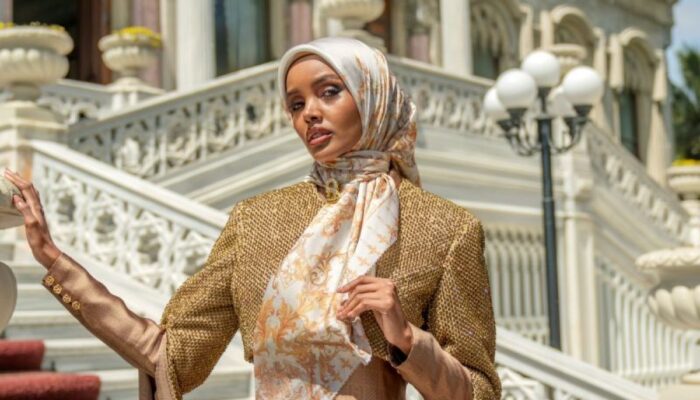 Buttonscarves gandeng Halima Aden untuk koleksi The Crown Series